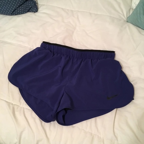 Nike Pants - Nike dry fit shorts S